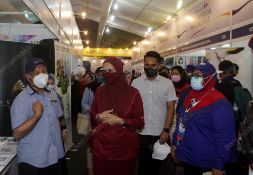 DATUK MASTURA MOHD YAZID