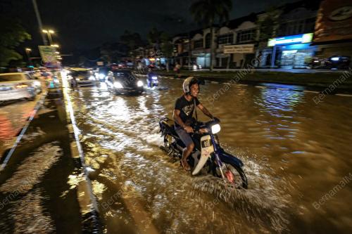 PK08_01112019_BANJIR