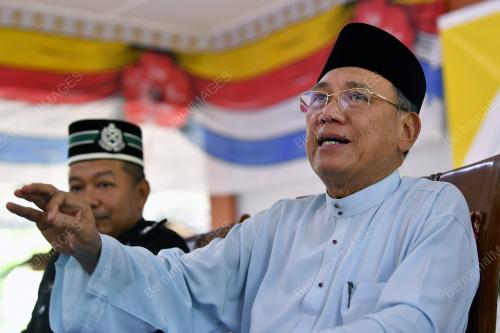 TAN SRI DR MOHD ZAHIDI ZAINUDDIN