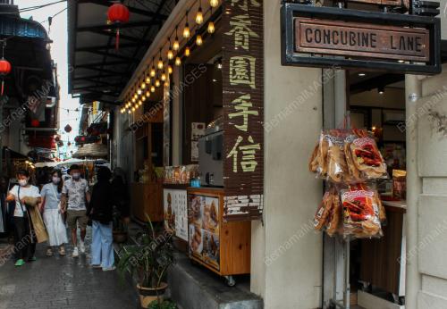 CONCUBINE LANE