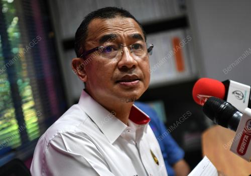 DATUK DR NOOR AZMI GHAZALI