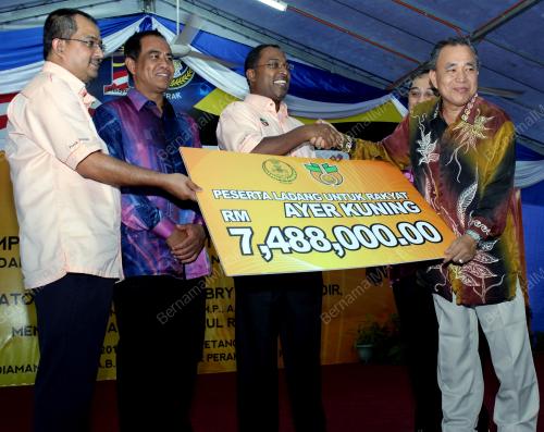 PK08_03062012_ZAMRY_LADANG