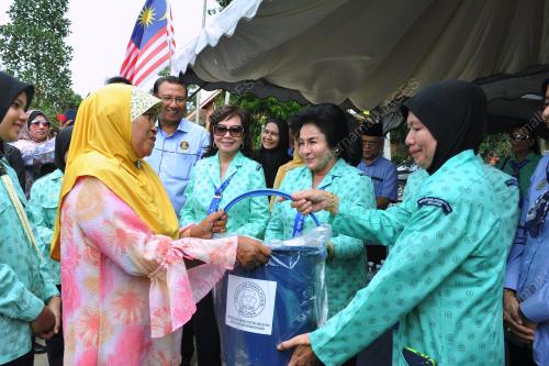 PK08_04022015_ROSMAH