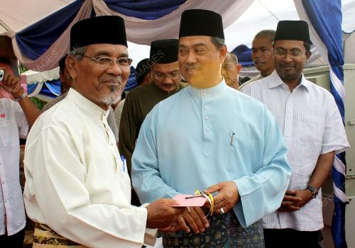 MUHYIDDIN YASSIN