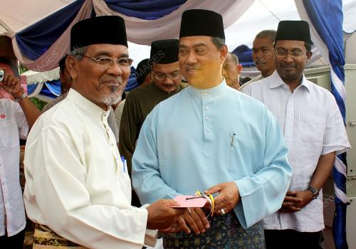 MUHYIDDIN YASSIN