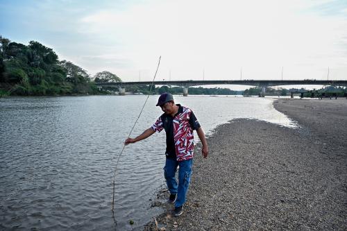 SUNGAI_SURUT