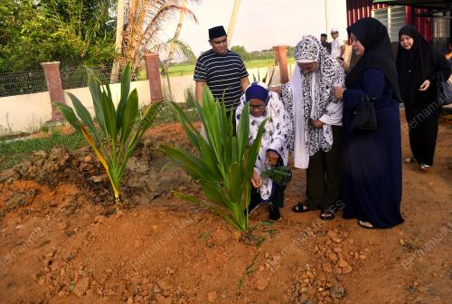 ALLAHYARHAM MUHAMAD FIRDAUS ABDULL FATAH