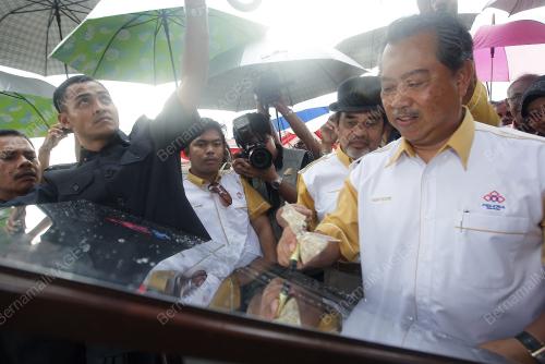 MUHYIDDIN YASSIN