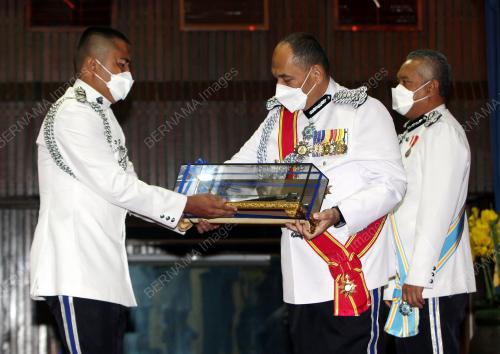 DATUK MIOR FARIDALATHRASH WAHID