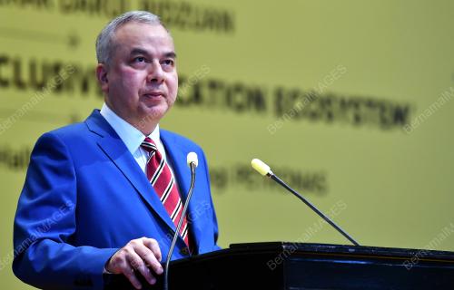 PK08_06122017_SULTAN_BN201712043275