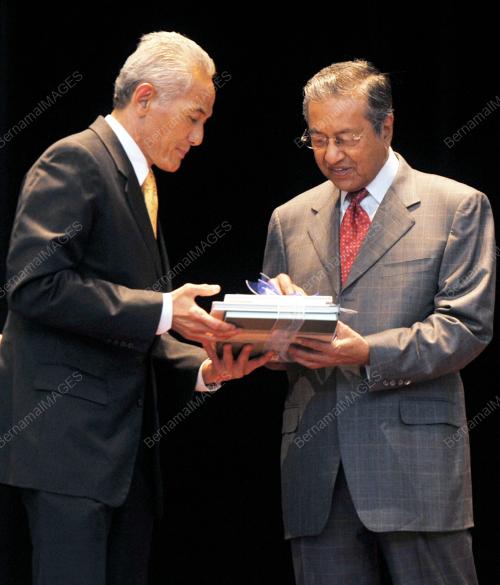 PK08_07032013_TUN_MAHATHIR