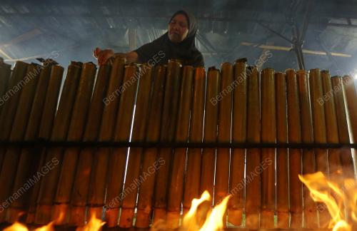 TINJAUAN PERSIAPAN AIDILFITRI