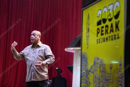 DATUK SERI SAARANI MOHAMAD
