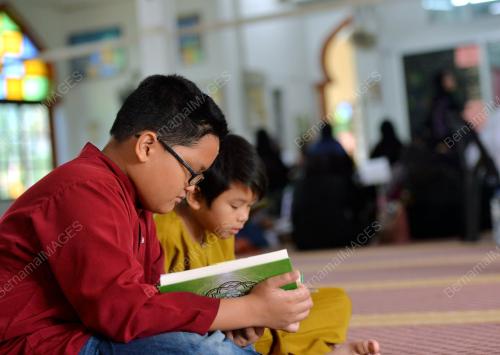 PK08_11092016_QURAN