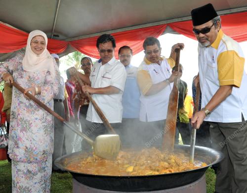 PK08_14042012_SHAFIE_APDAL