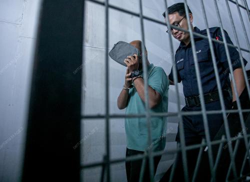 MOHAMAD NAZMI KHALID