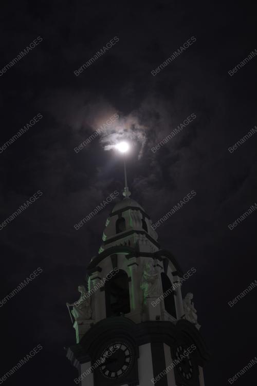 PK08_14112016_MOON