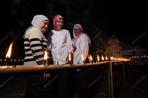 PESTA PANJUT