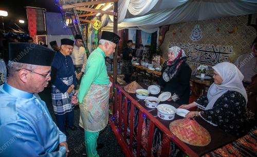 SULTAN PERAK SULTAN NAZRIN SHAH