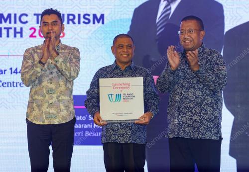 DATUK SERI SAARANI MOHAMAD