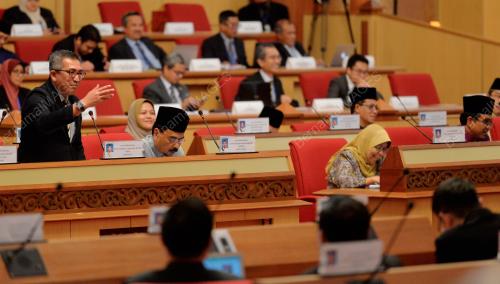 PK08_18116_SIDANG_DUN_18112016
