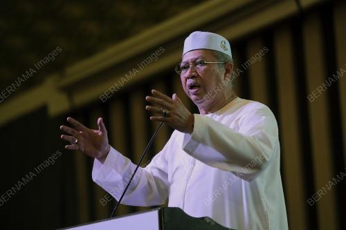 TAN SRI ANNUAR MUSA