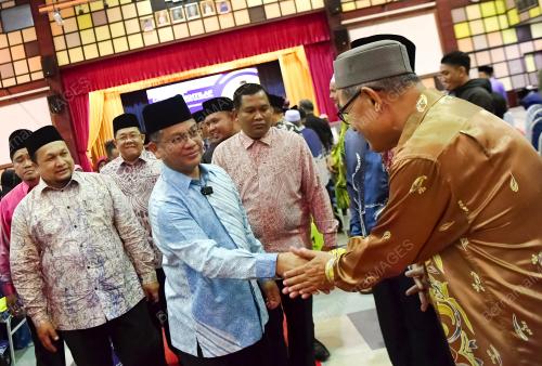 DATUK DR MOHD NA'IM MOKHTAR