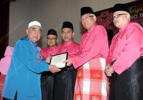PK08_22082015_MAHDZIR_KHALID