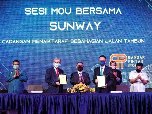 DATUK SAARANI MOHAMAD