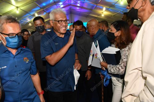 DATUK SERI HAMZAH ZAINUDIN