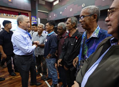 DATUK SERI FADILLAH YUSOF