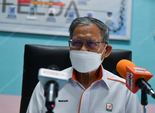 DATUK SERI MUSTAPA MOHAMED