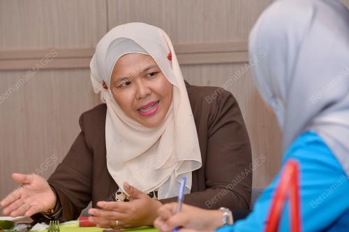PK08_24112016_SALBIAH