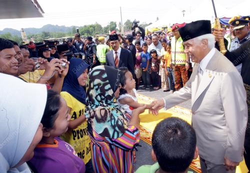 SULTAN AZLAN SHAH