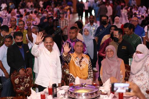 DATUK SERI SAARANI MOHAMAD