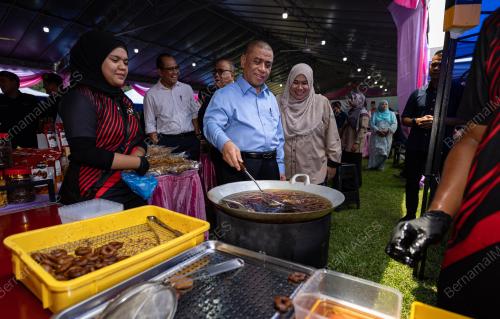 PROGRAM RIANG RIA RAYA