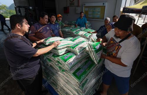 JUALAN BERAS PUTIH TEMPATAN