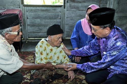 DATUK SERI DR. RAIS YATIM