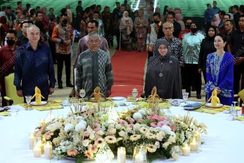 AL-SULTAN ABDULLAH RI'AYATUDDIN AL-MUSTAFA BILLAH SHAH
