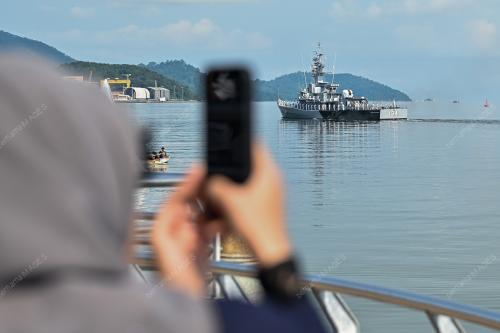 PERASMIAN 'LUMUT NAVY CITY PARADE'