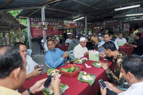 PK09_02022012_SARAPAN