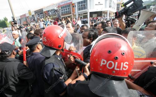 POLIS