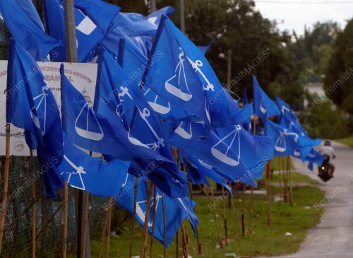 TINJAUAN BENDERA PRU15