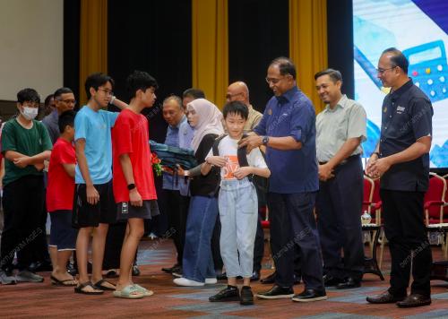 DATUK SERI DR ZAMBRY ABD KADIR