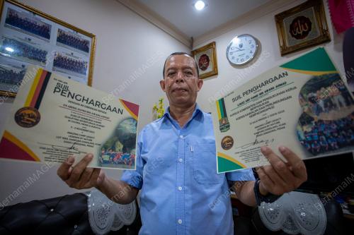 ABDUL HAMID AWANG AHMAD