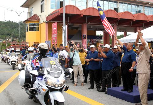 DATUK SERI SAARANI MOHAMAD