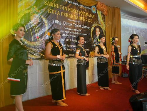 PERTANDINGAN UNDUK NGADAU