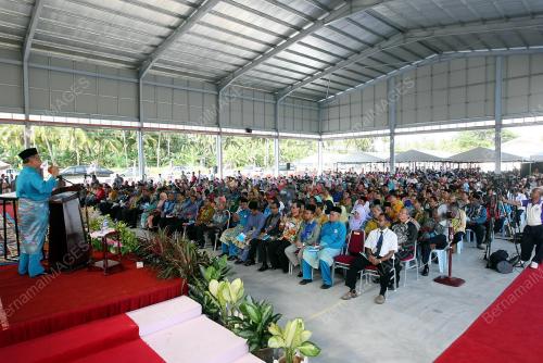 TAN SRI MUHYIDDIN YASSIN