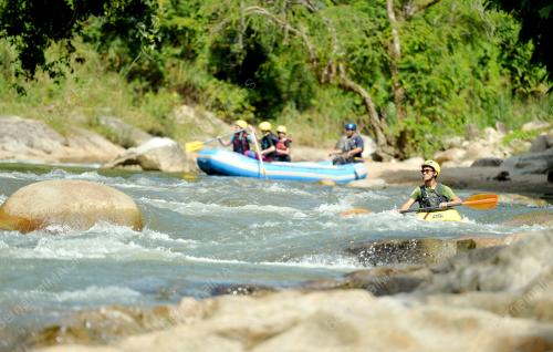 PK09_07122016_KAYAK