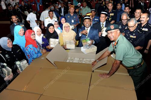 PK09_09072014_KUIH_RAYA